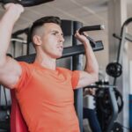 shoulder press machine